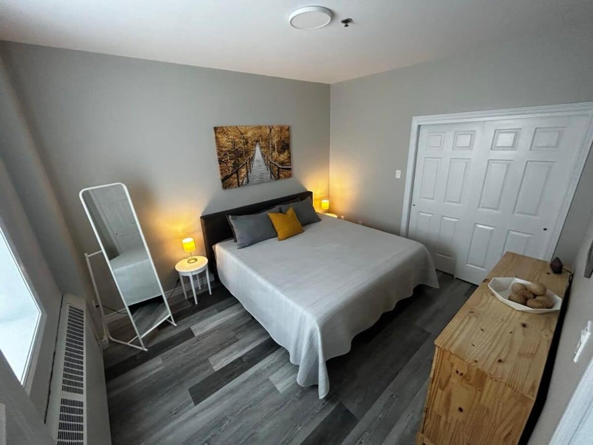 New Large Luxurious 2Br Condo In The Heart Of Uptown Coffee, Wifi Сент-Джон Экстерьер фото