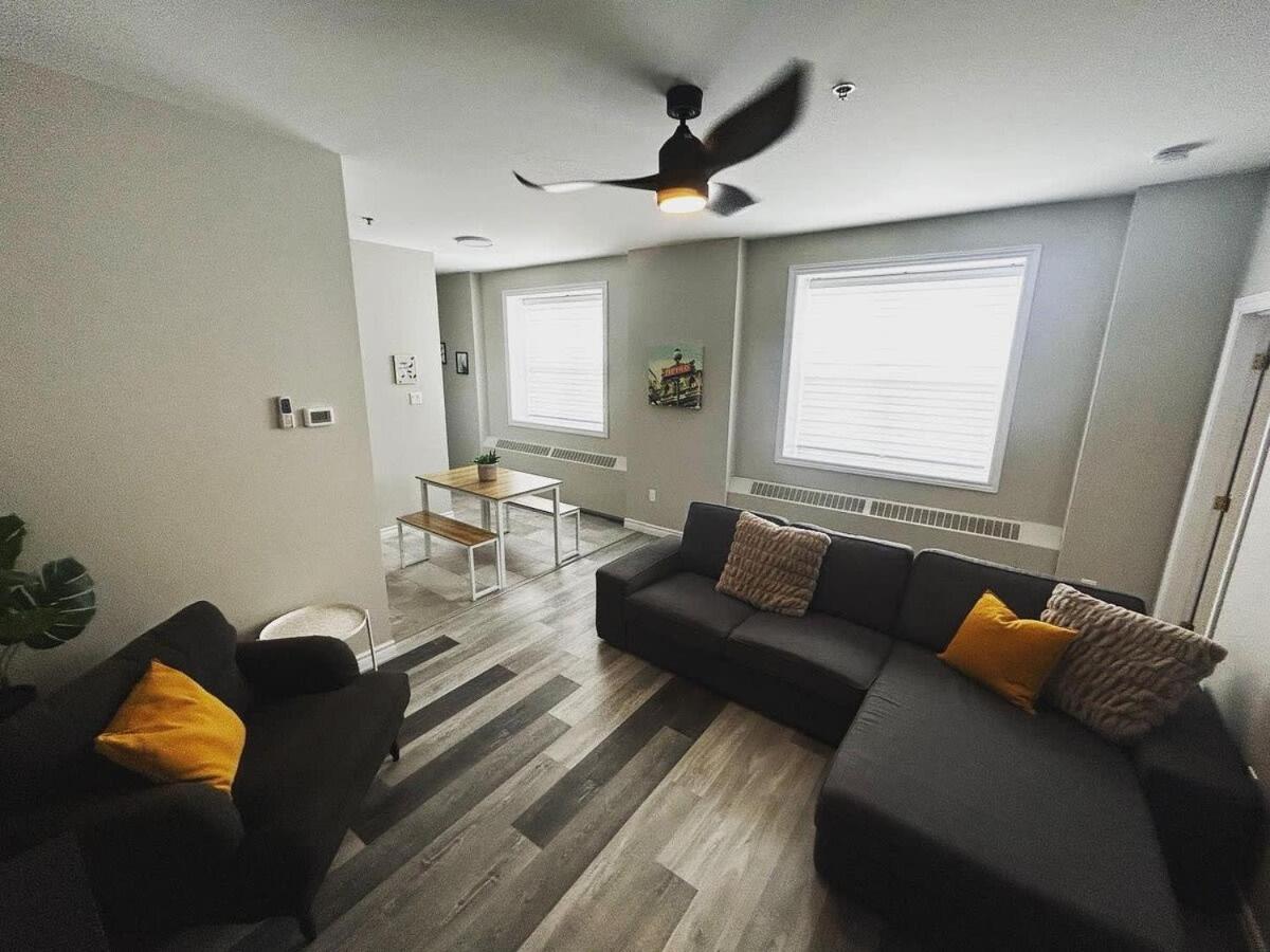 New Large Luxurious 2Br Condo In The Heart Of Uptown Coffee, Wifi Сент-Джон Экстерьер фото